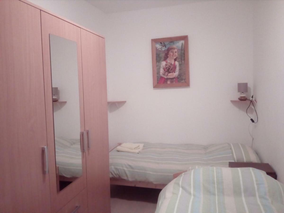 Apartment Trsina Rakalj Esterno foto